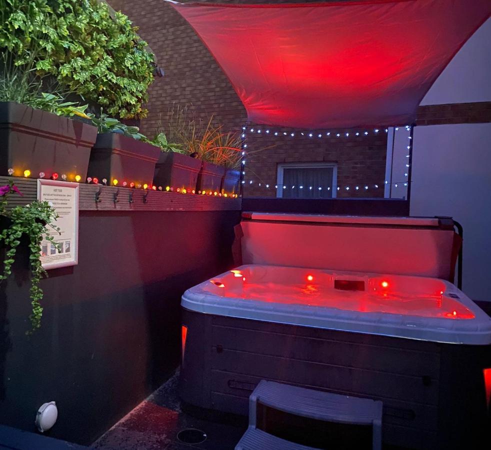 3 The View Apartments Ilfracombe - Hot Tub, Parking, Lift, Ev 外观 照片