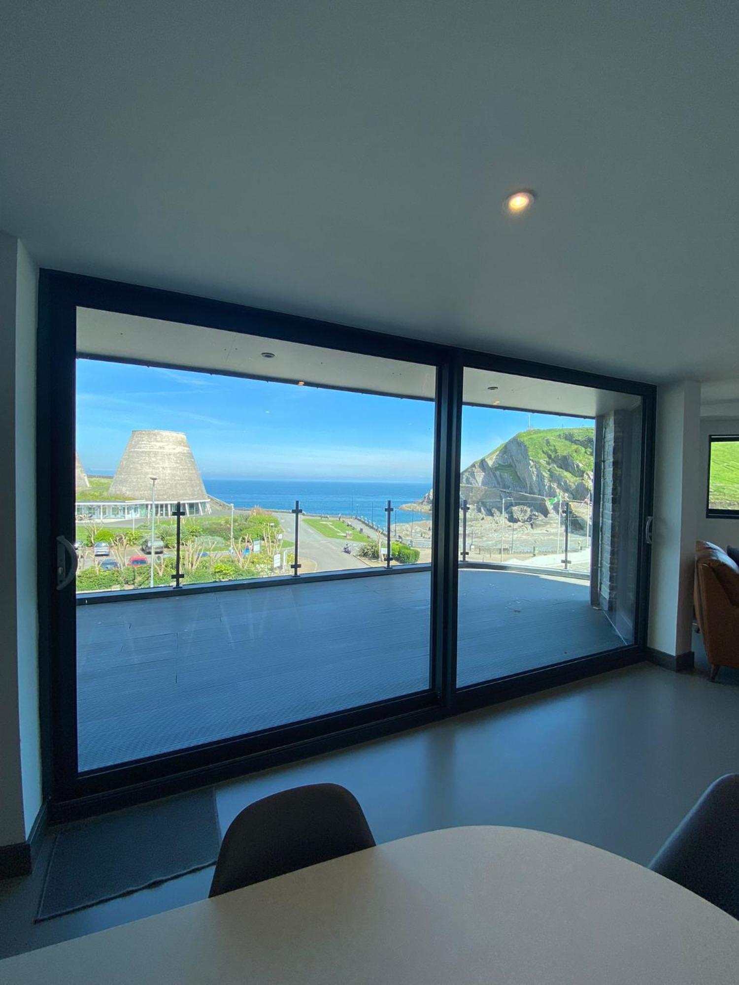3 The View Apartments Ilfracombe - Hot Tub, Parking, Lift, Ev 外观 照片