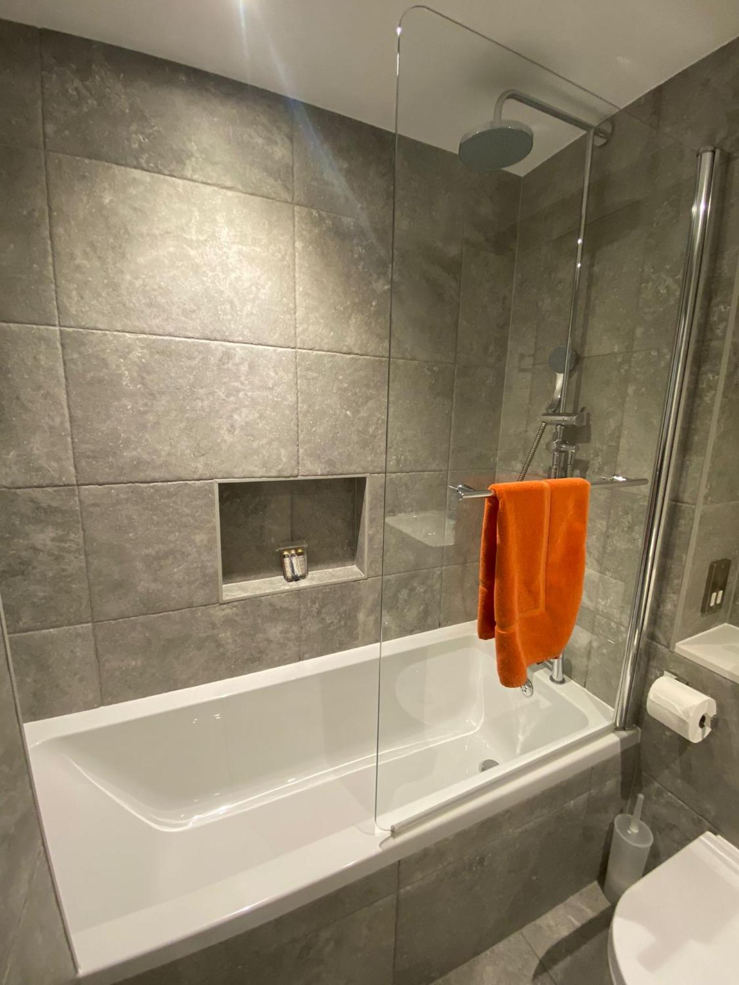 3 The View Apartments Ilfracombe - Hot Tub, Parking, Lift, Ev 外观 照片